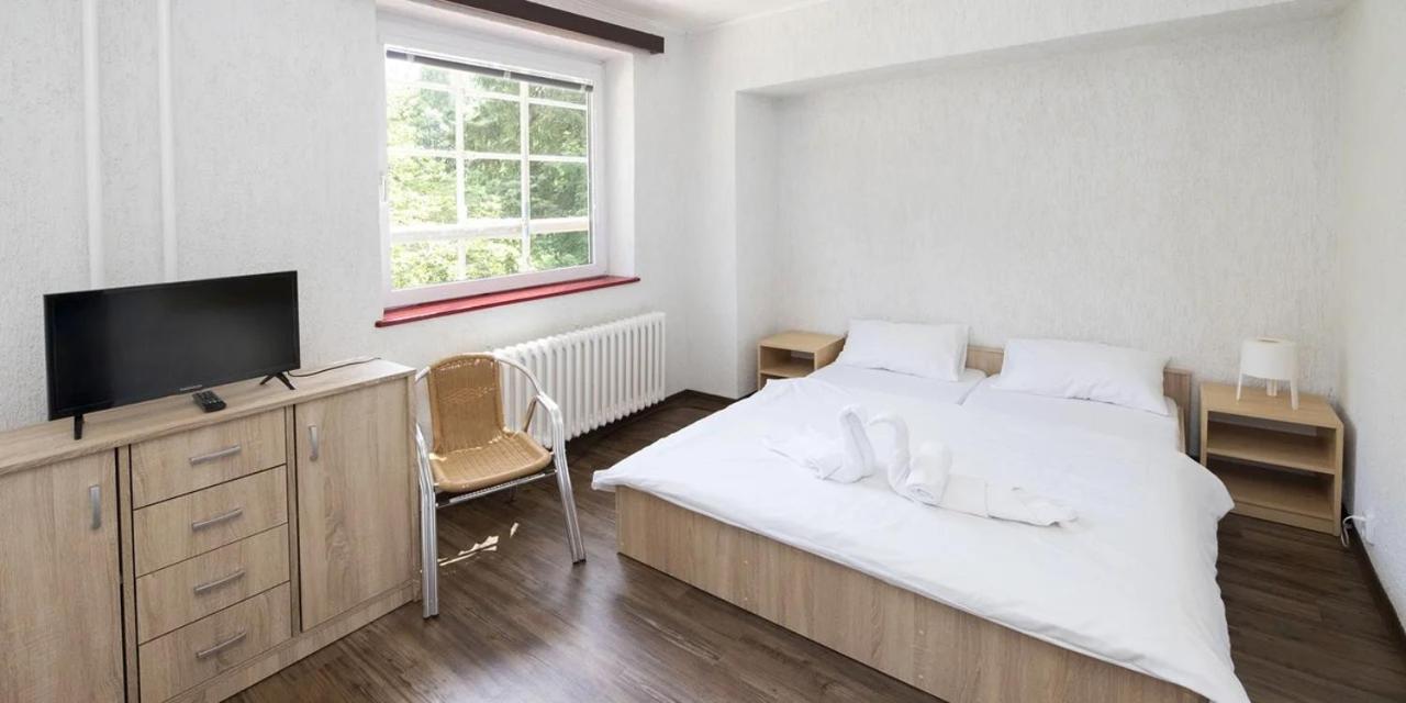 Hotel Fit Fun Харачов Екстериор снимка